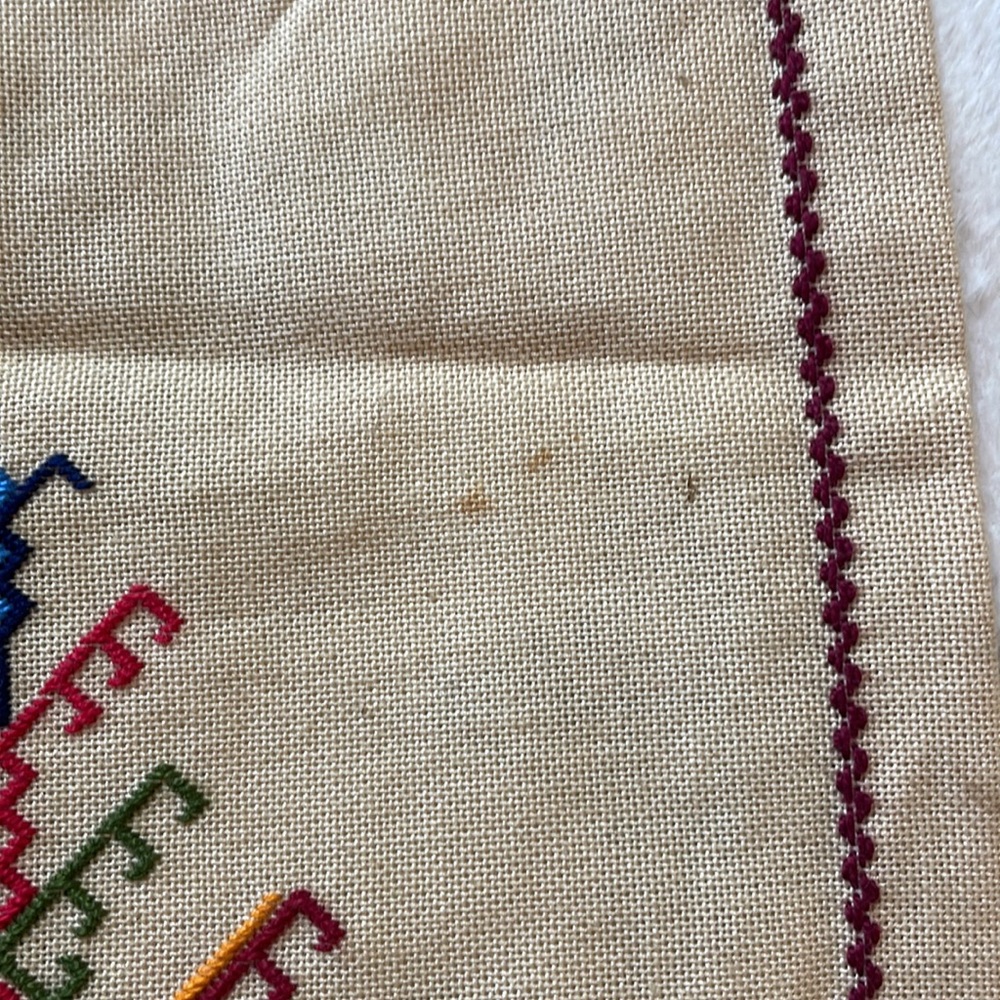 Vintage Greek Cretan Table Runner - Picture 3 of 4